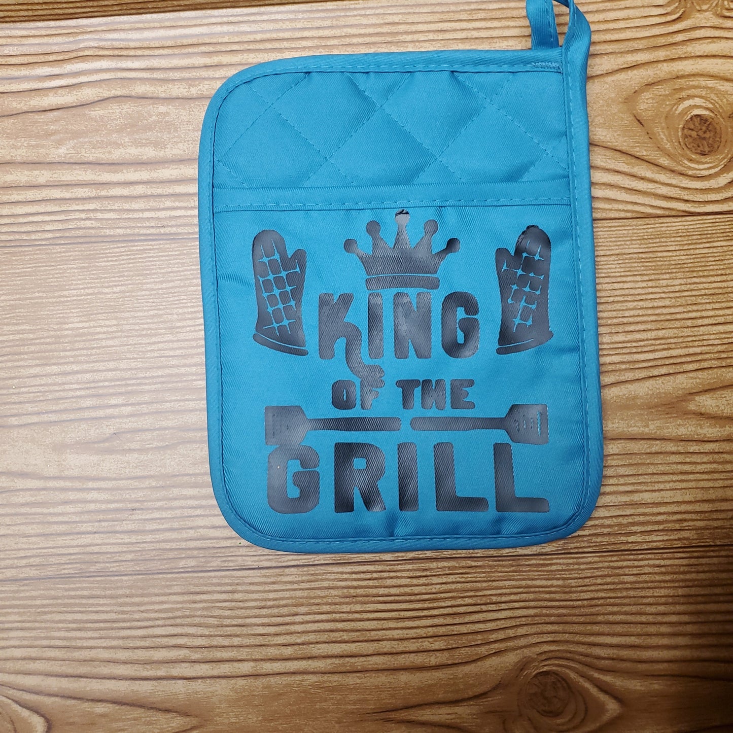 King of the grill potholder